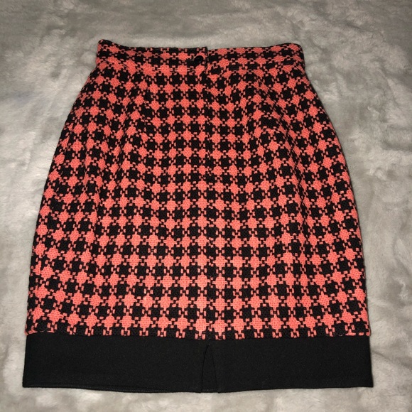 *VINTAGE* Skirt Peach & Black Houndstooth Wool - Picture 2 of 10